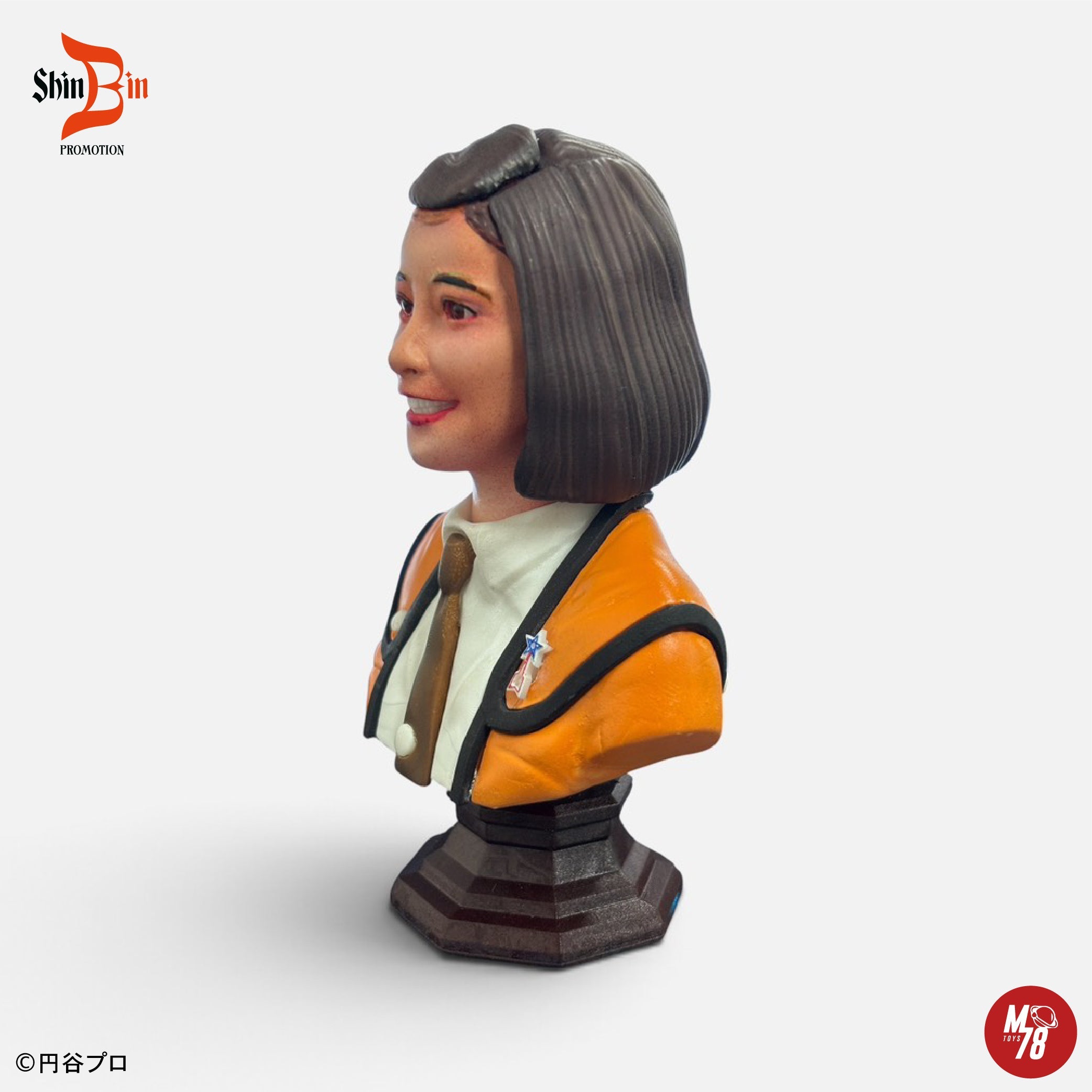 科學特捜隊 富士明子隊員 半身像 SHIN BIN PROMOTION