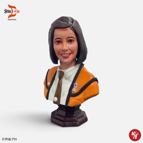科學特捜隊 富士明子隊員 半身像 SHIN BIN PROMOTION